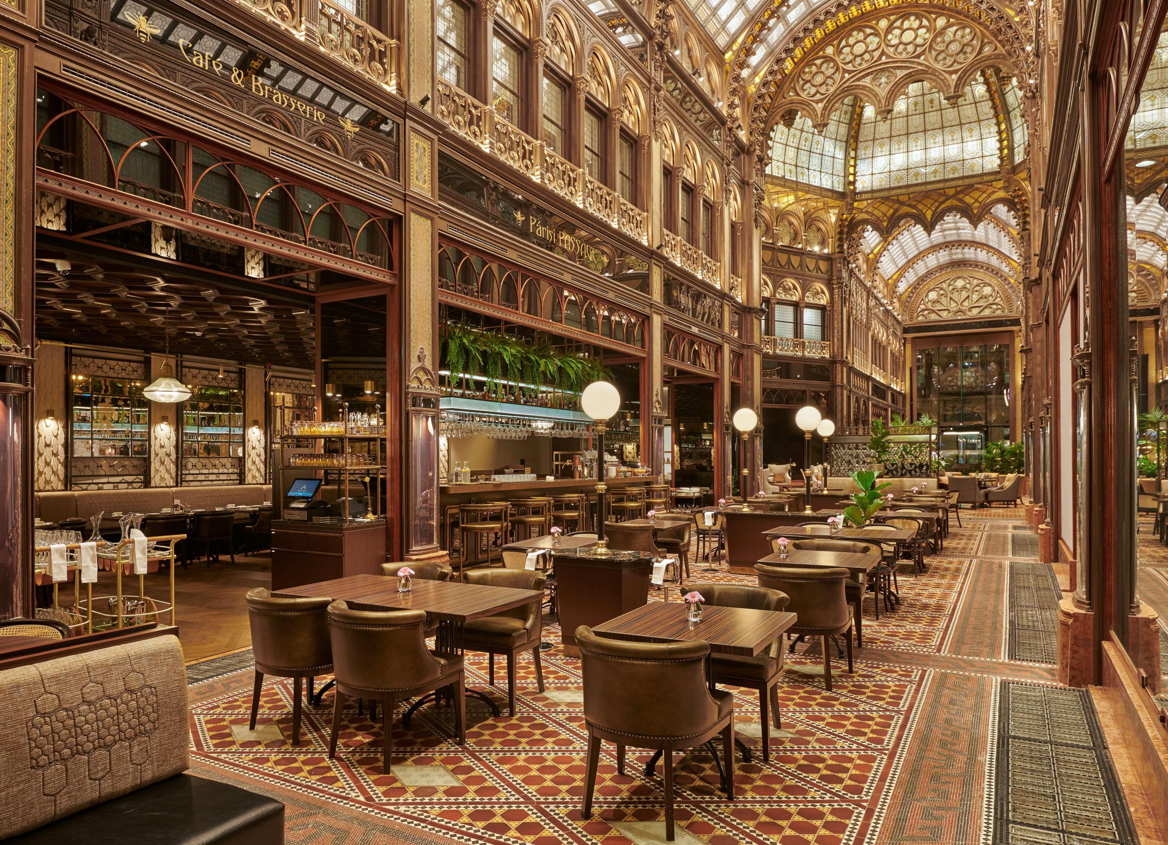 Parisi Udvar Hotel Budapest, Part Of Hyatt Екстериор снимка