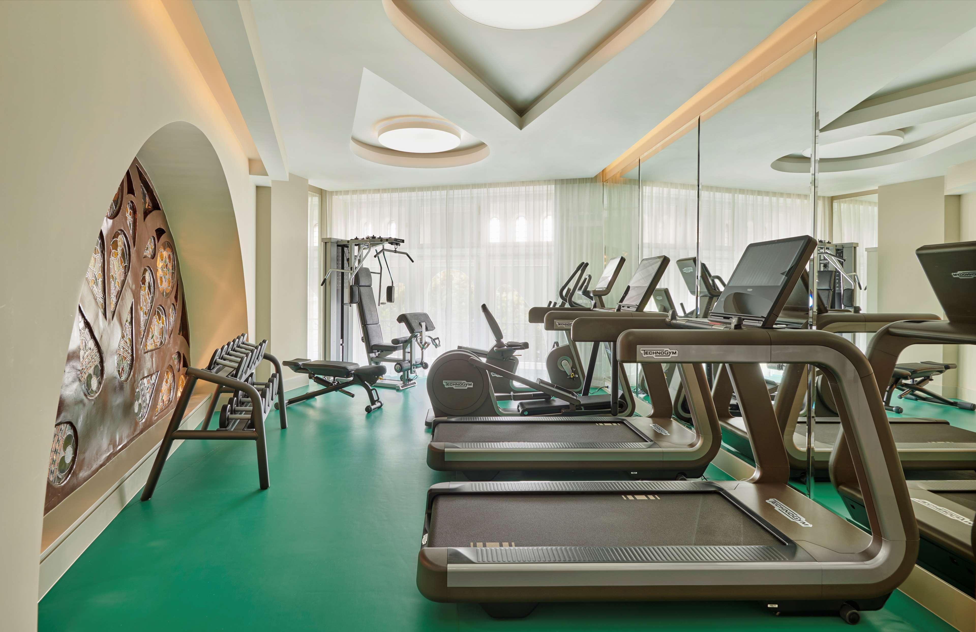 Parisi Udvar Hotel Budapest, Part Of Hyatt Екстериор снимка