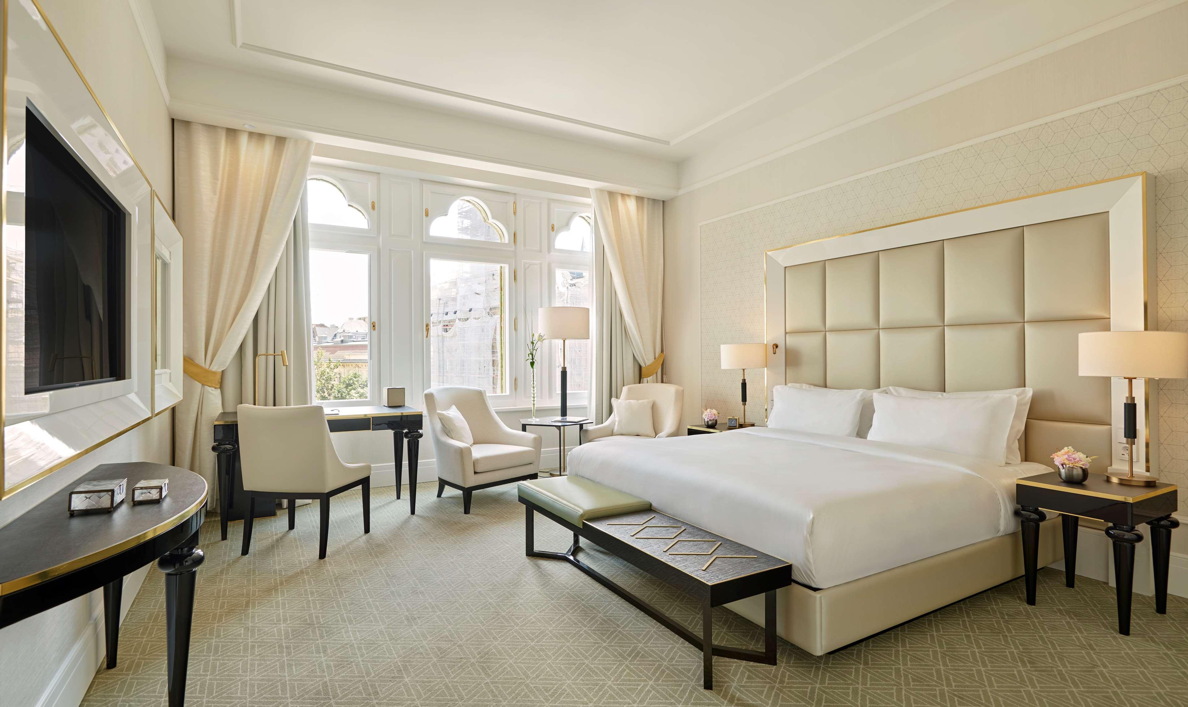 Parisi Udvar Hotel Budapest, Part Of Hyatt Екстериор снимка
