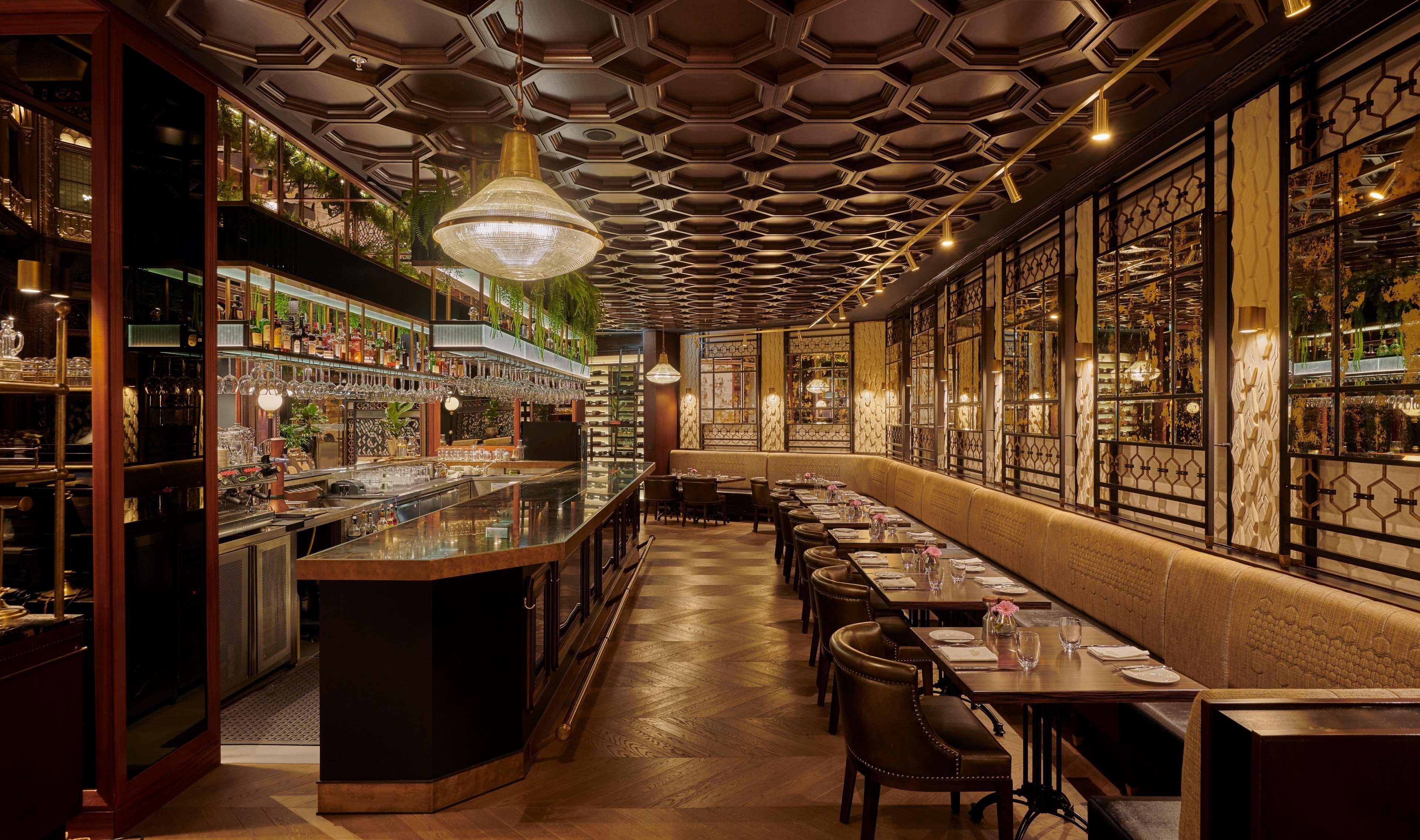 Parisi Udvar Hotel Budapest, Part Of Hyatt Екстериор снимка