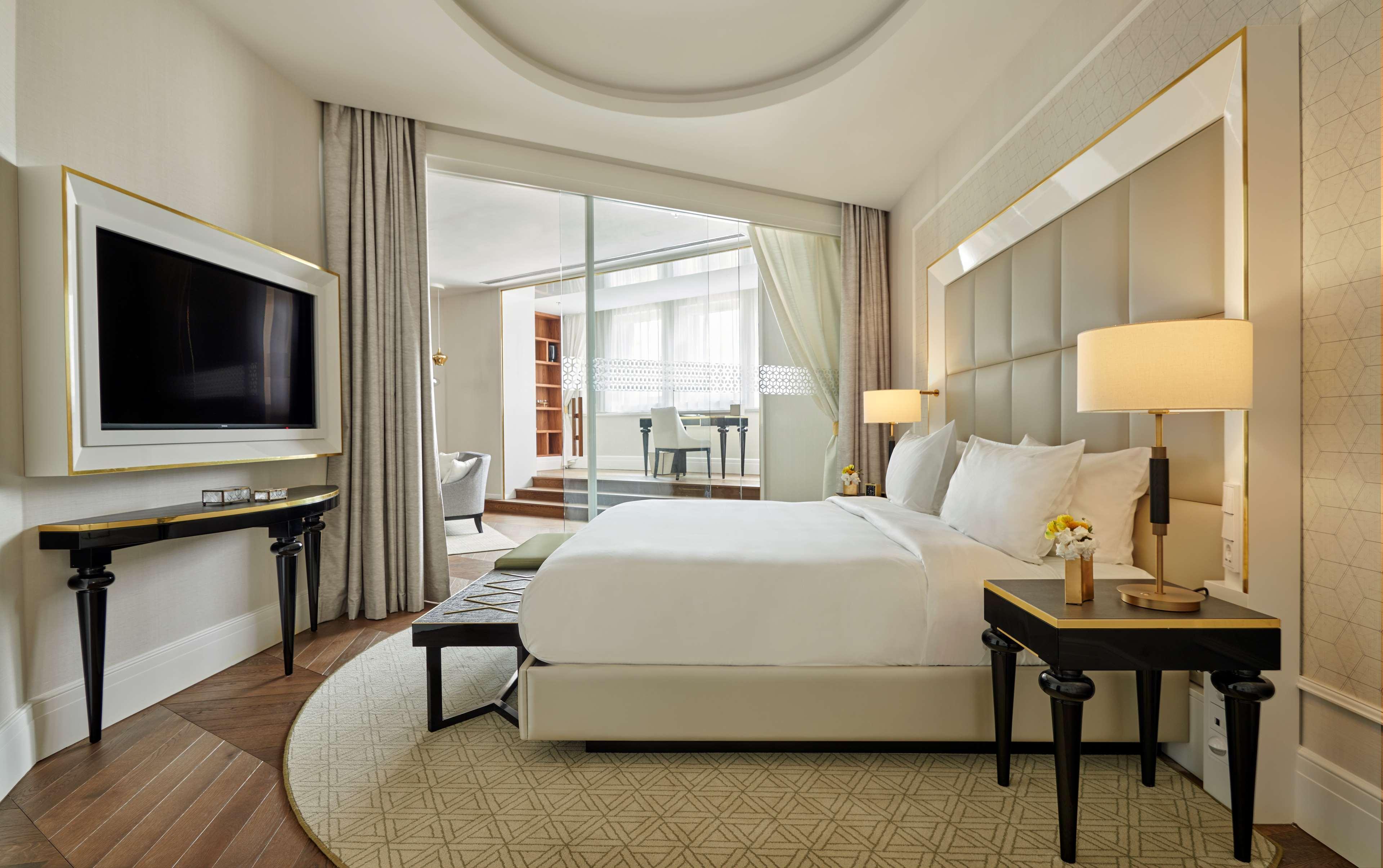 Parisi Udvar Hotel Budapest, Part Of Hyatt Екстериор снимка