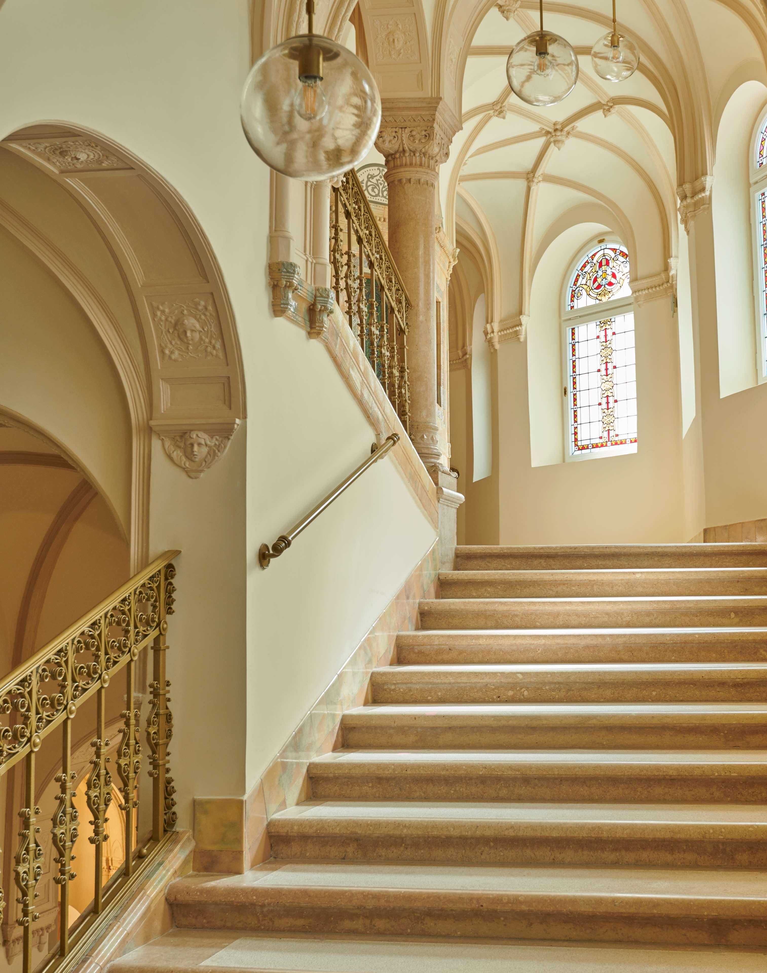 Parisi Udvar Hotel Budapest, Part Of Hyatt Екстериор снимка