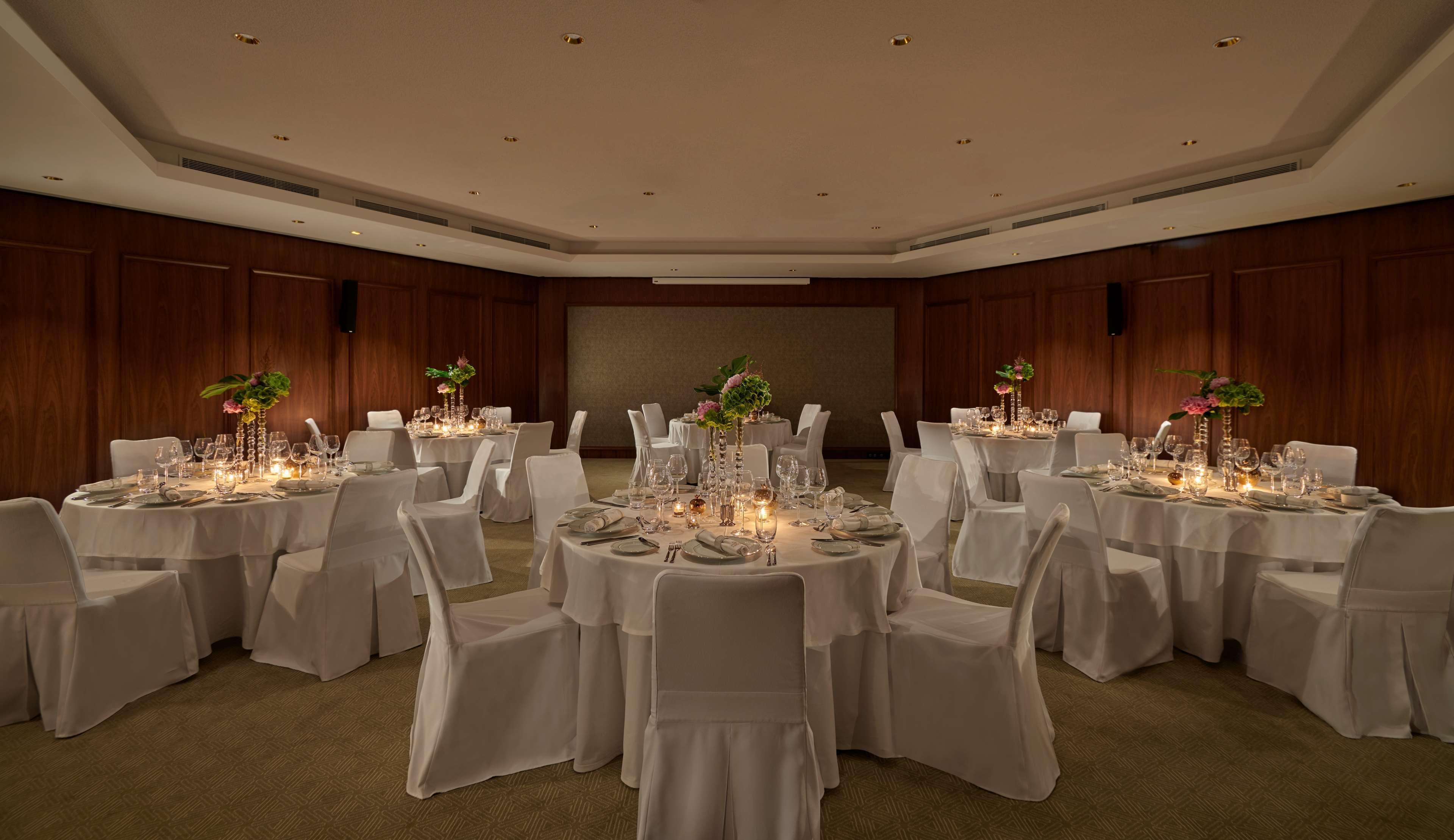 Parisi Udvar Hotel Budapest, Part Of Hyatt Екстериор снимка