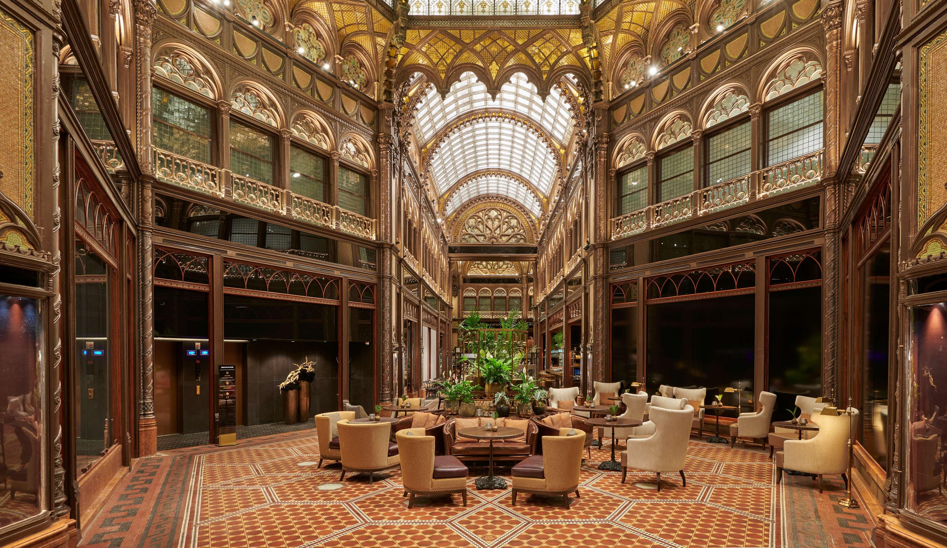 Parisi Udvar Hotel Budapest, Part Of Hyatt Екстериор снимка