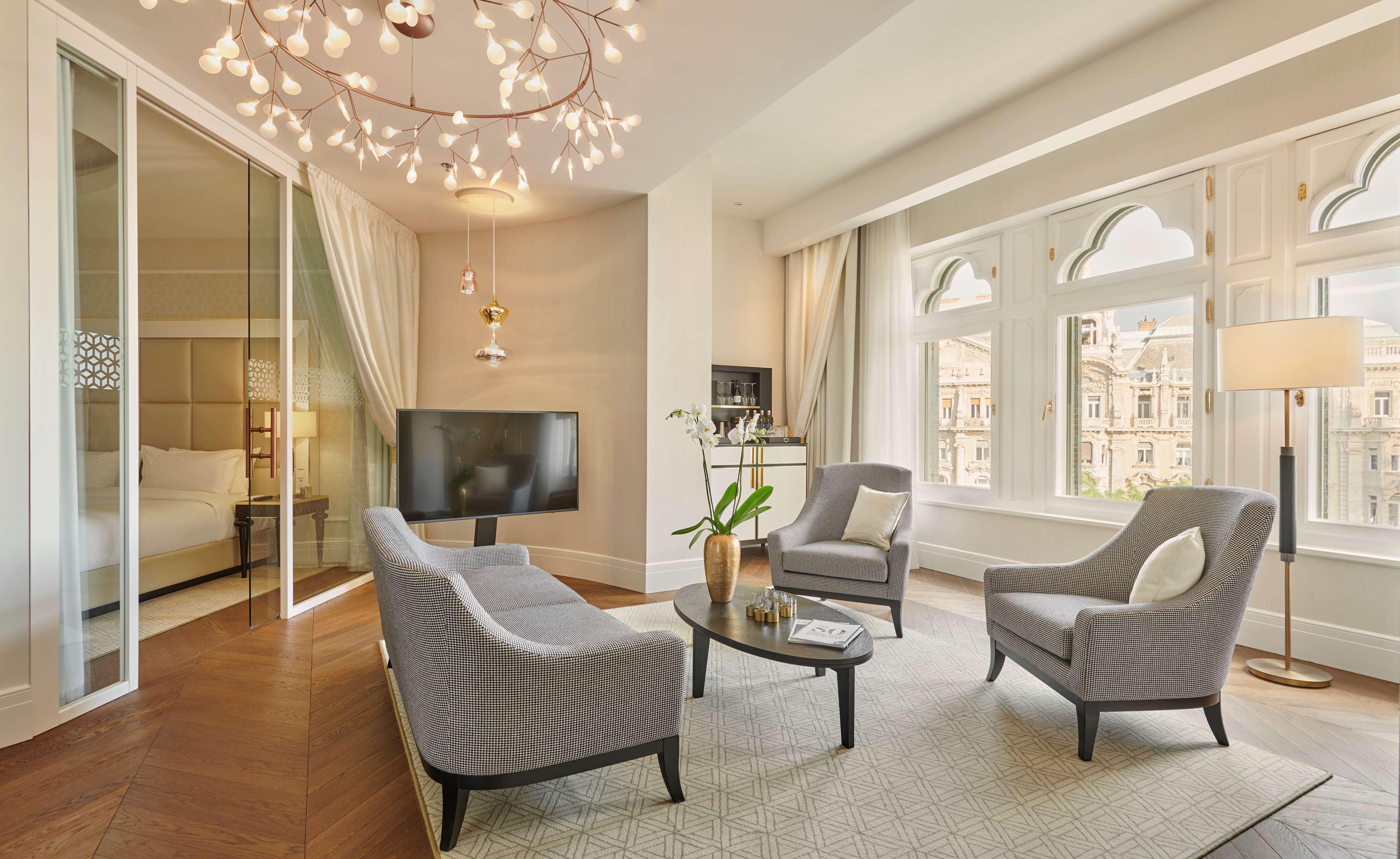 Parisi Udvar Hotel Budapest, Part Of Hyatt Екстериор снимка
