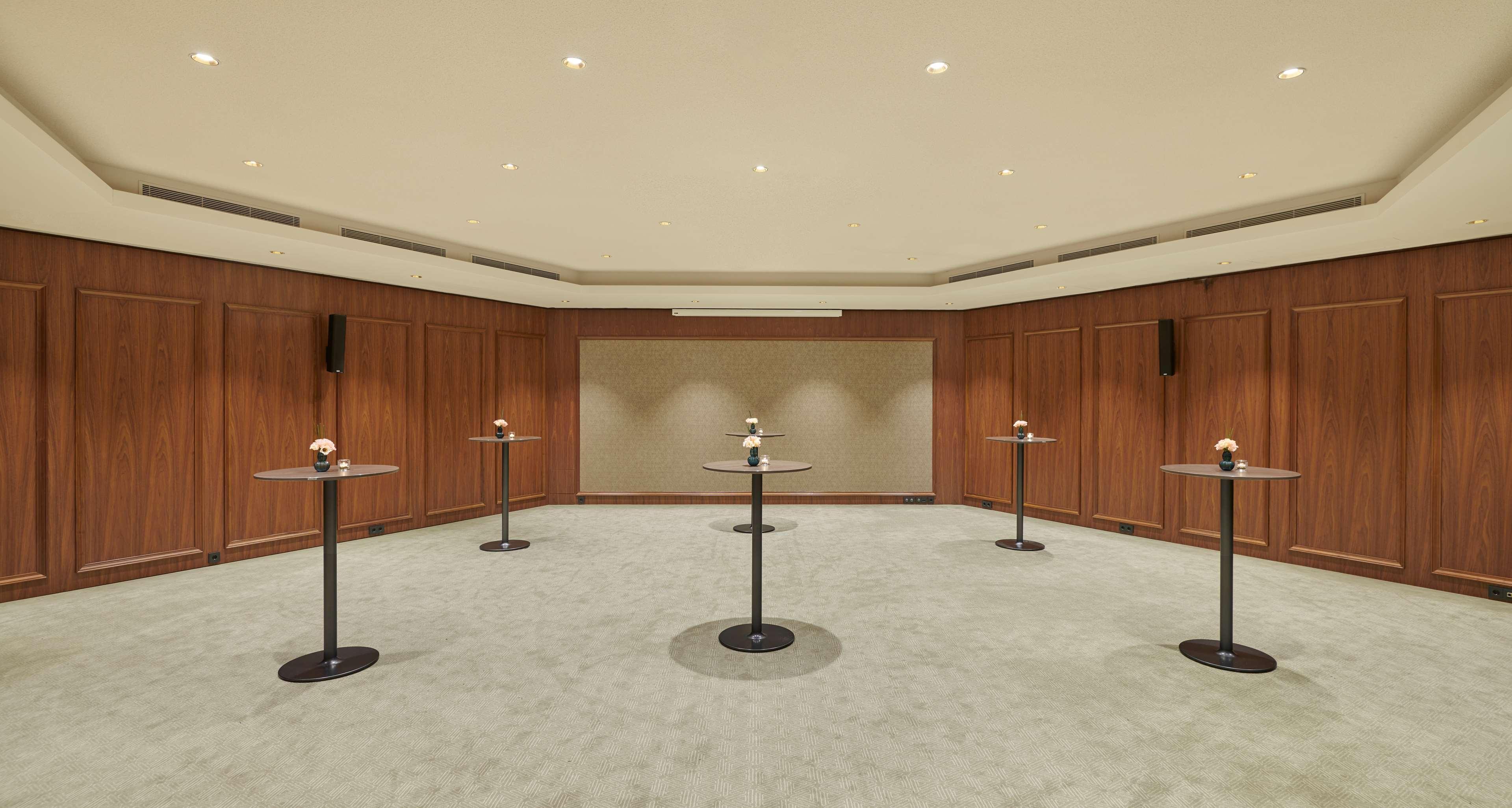 Parisi Udvar Hotel Budapest, Part Of Hyatt Екстериор снимка