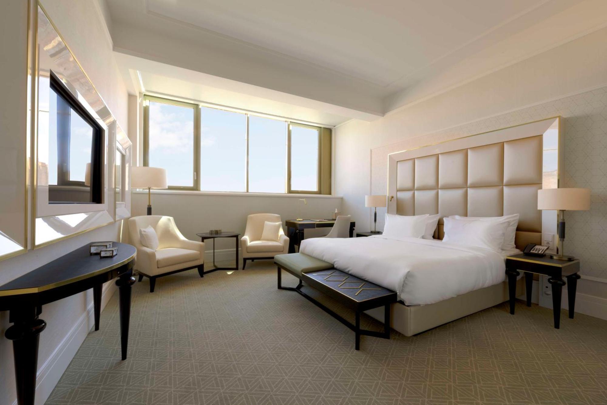Parisi Udvar Hotel Budapest, Part Of Hyatt Екстериор снимка