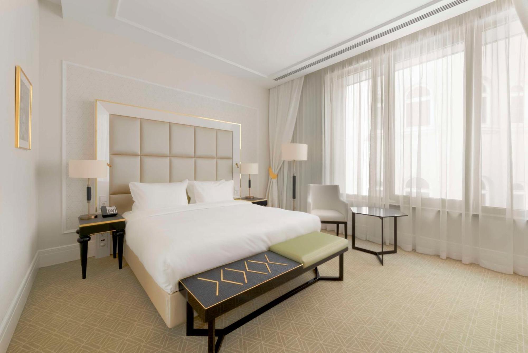 Parisi Udvar Hotel Budapest, Part Of Hyatt Екстериор снимка