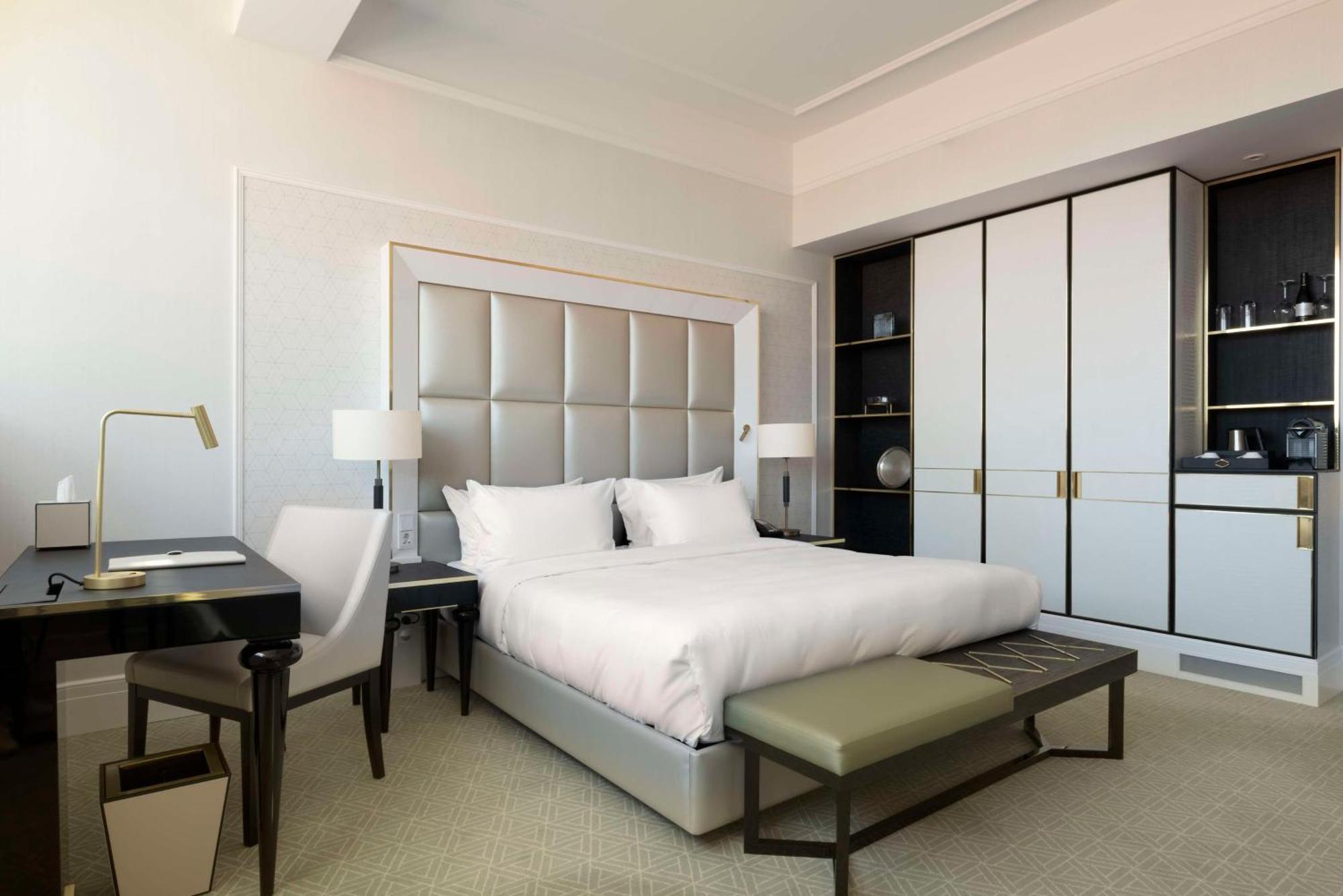 Parisi Udvar Hotel Budapest, Part Of Hyatt Екстериор снимка