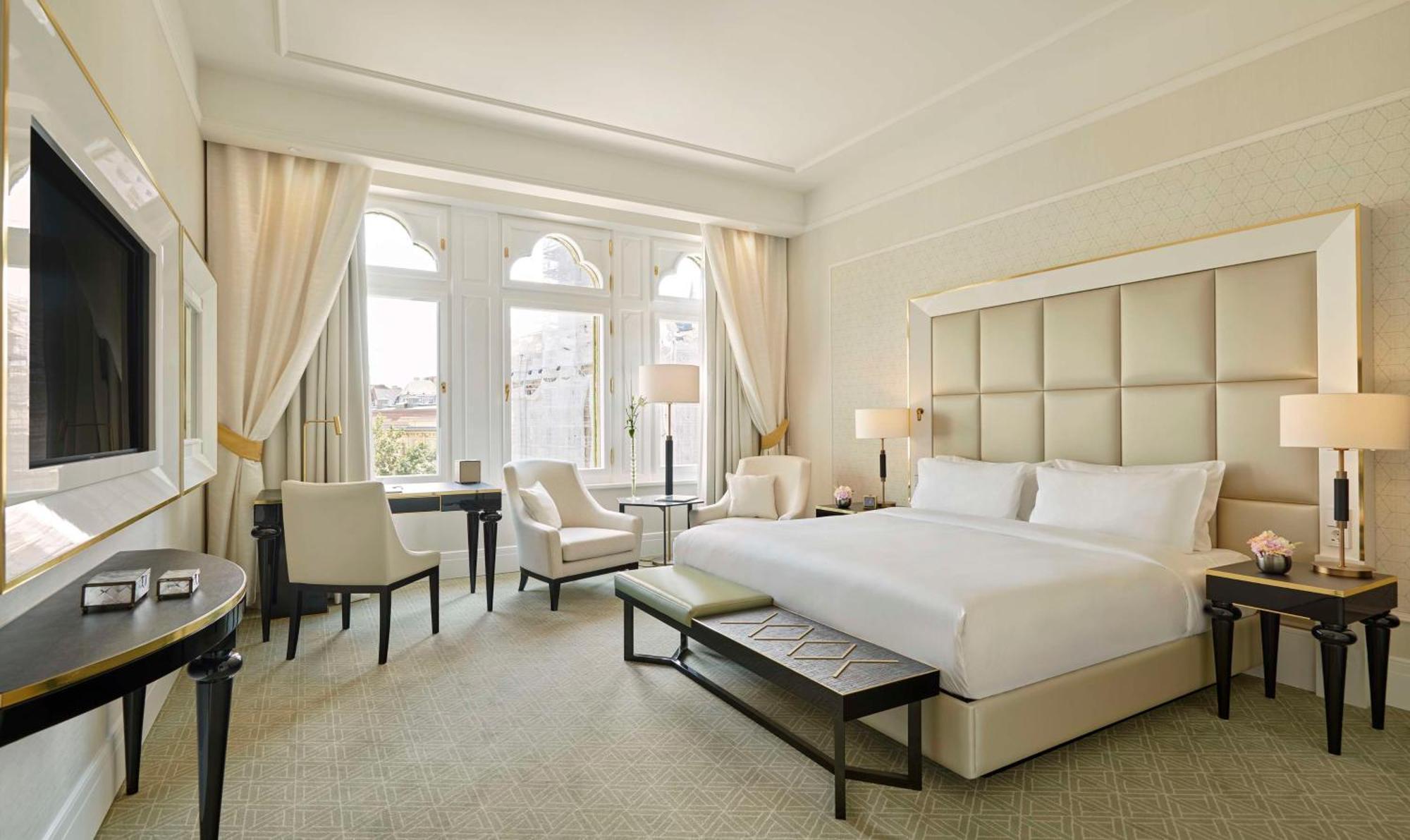 Parisi Udvar Hotel Budapest, Part Of Hyatt Екстериор снимка